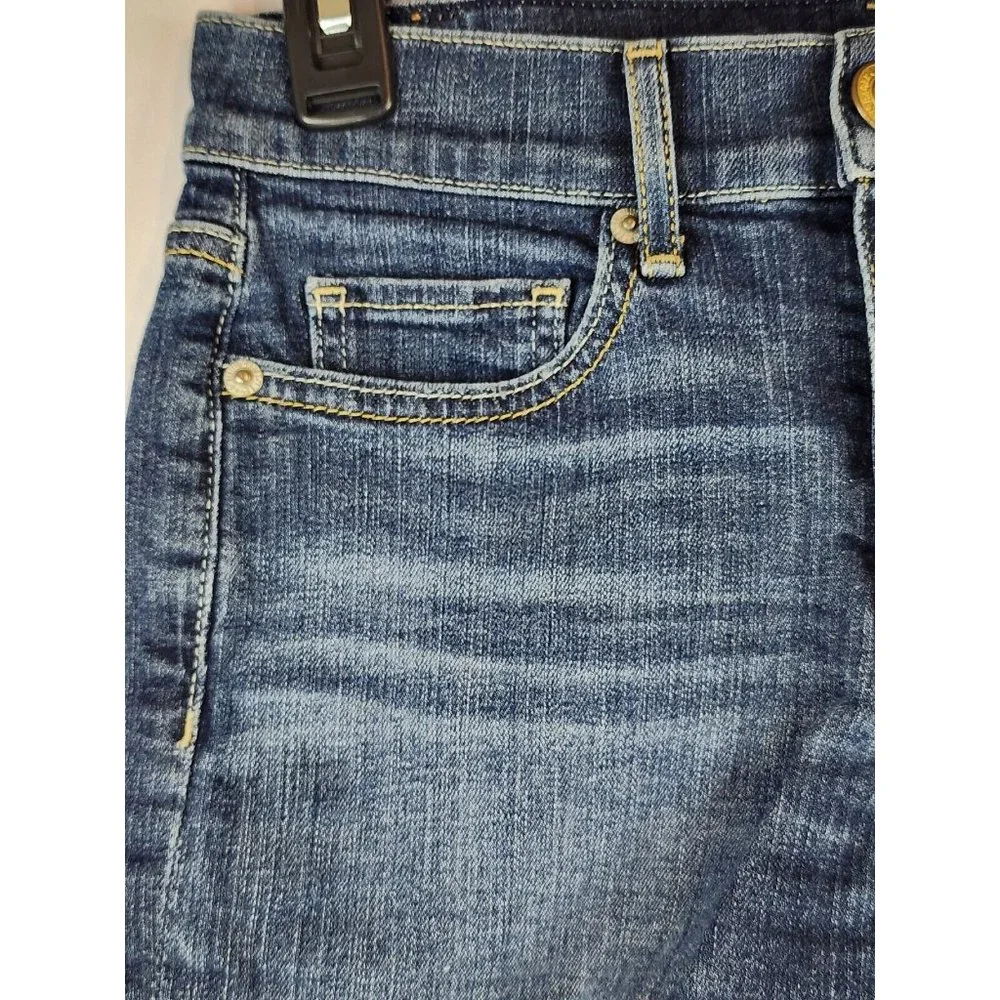 American Eagle Jean Shorts Womens Size 2 Blue Denim Stretch Embroidered Pockets - Picture 9 of 12